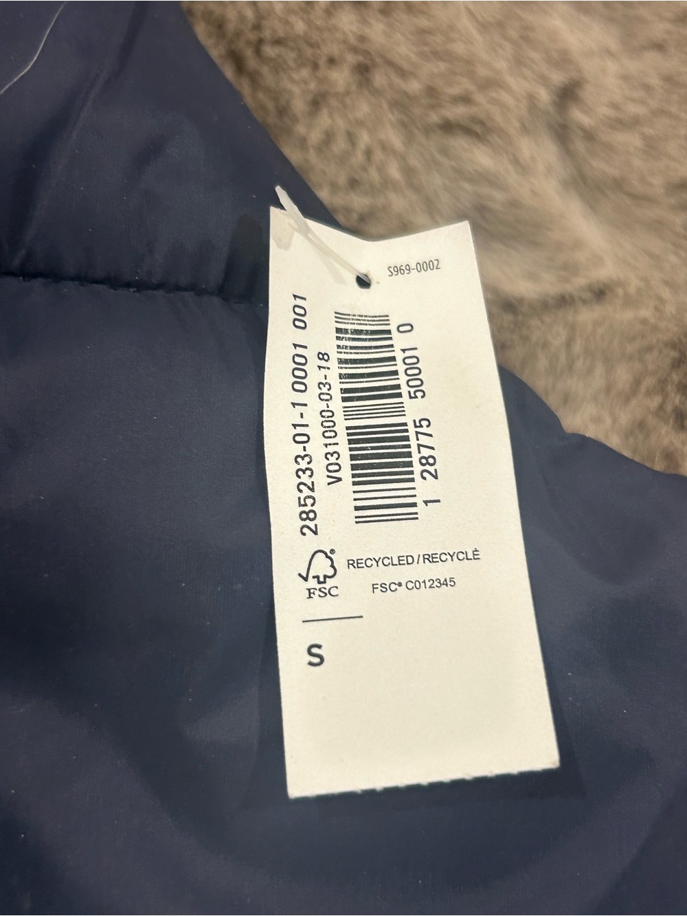 Old Navy Navy Puffer Vest - Sleeveless Quilted Jacket - Picture 2 of 2